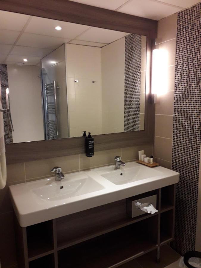 ไอบิส สไตล์ เมอเลิง Hotel Rubelles ภายนอก รูปภาพ